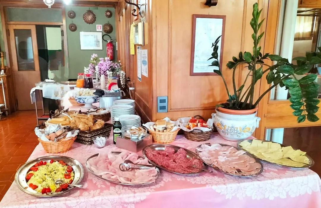 Grifone Hotel Ristorante-1